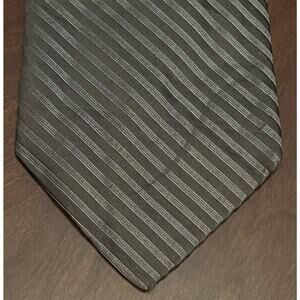 Express Design Studio Green 100% Italian Silk Men’s Neck Tie Made In USA